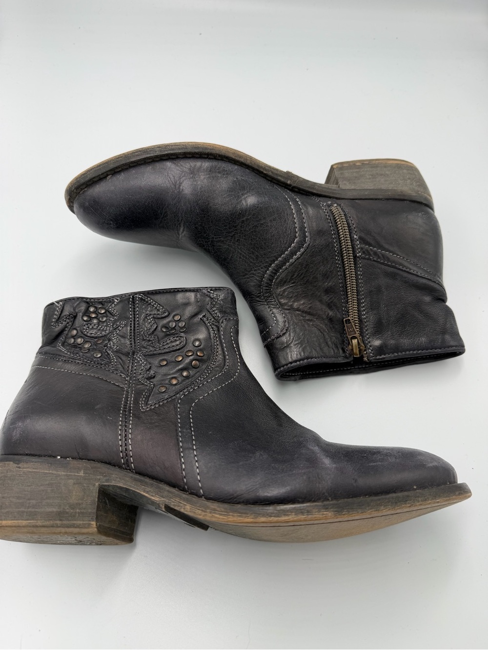 Taos  Black Leather Ankle Boots Booties Women's Comfort Shoes Size 39 (8) - Picture 4 of 6